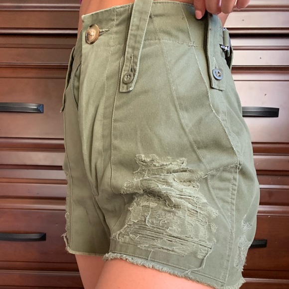 LF Pants - Army green high waisted shorts